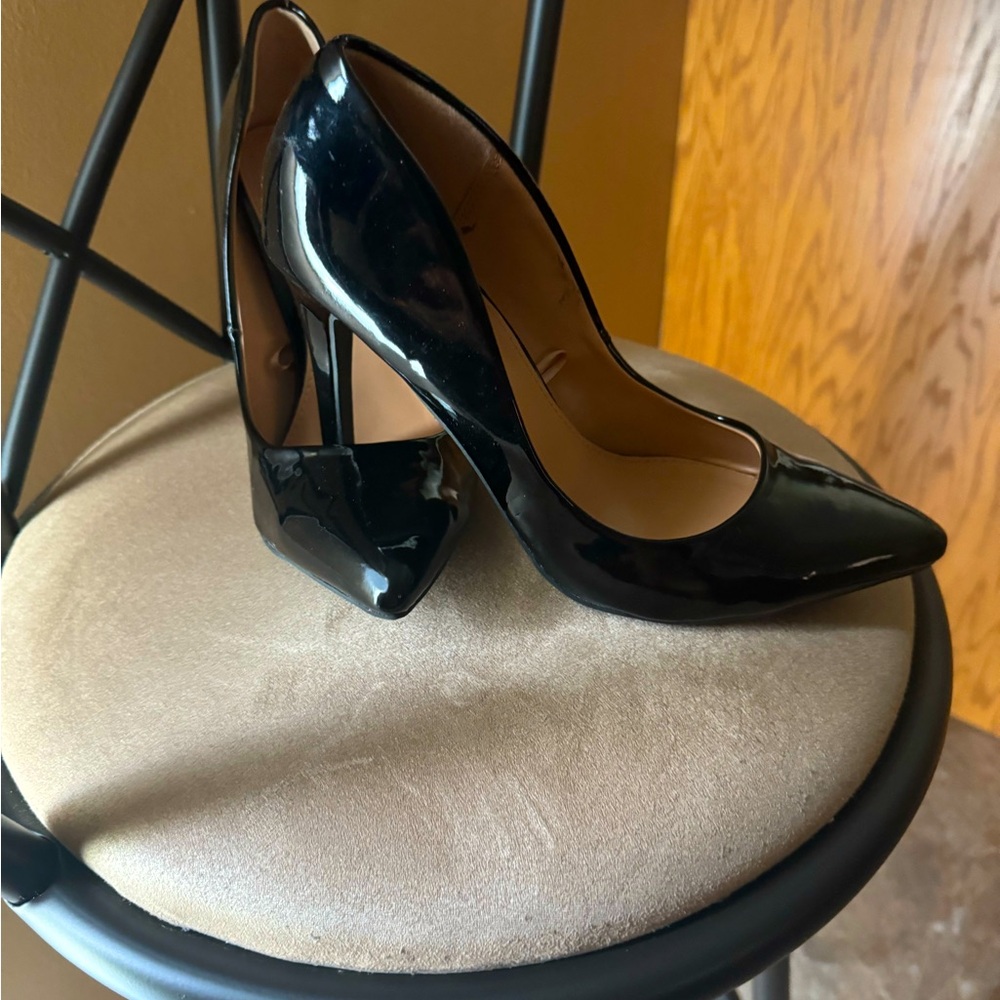 Black High heels